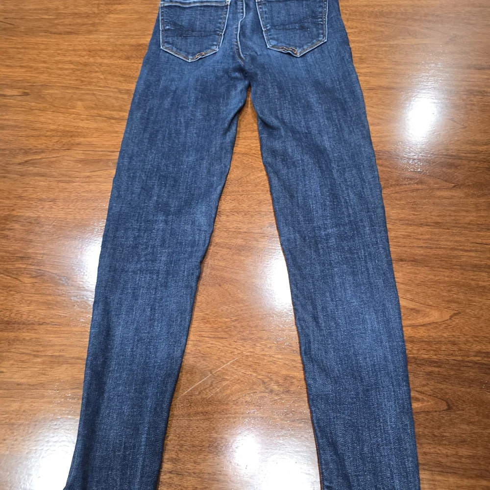 American Eagle Outfitters Women's Size 0 Skinny Stretch Denim‎ Jeans